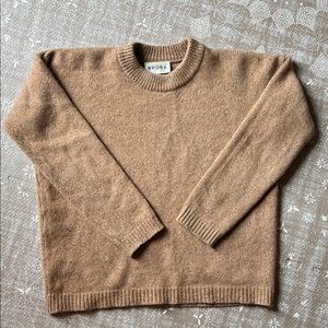Brora Scottish cashmere crew neck sweater size S brown nutmeg
